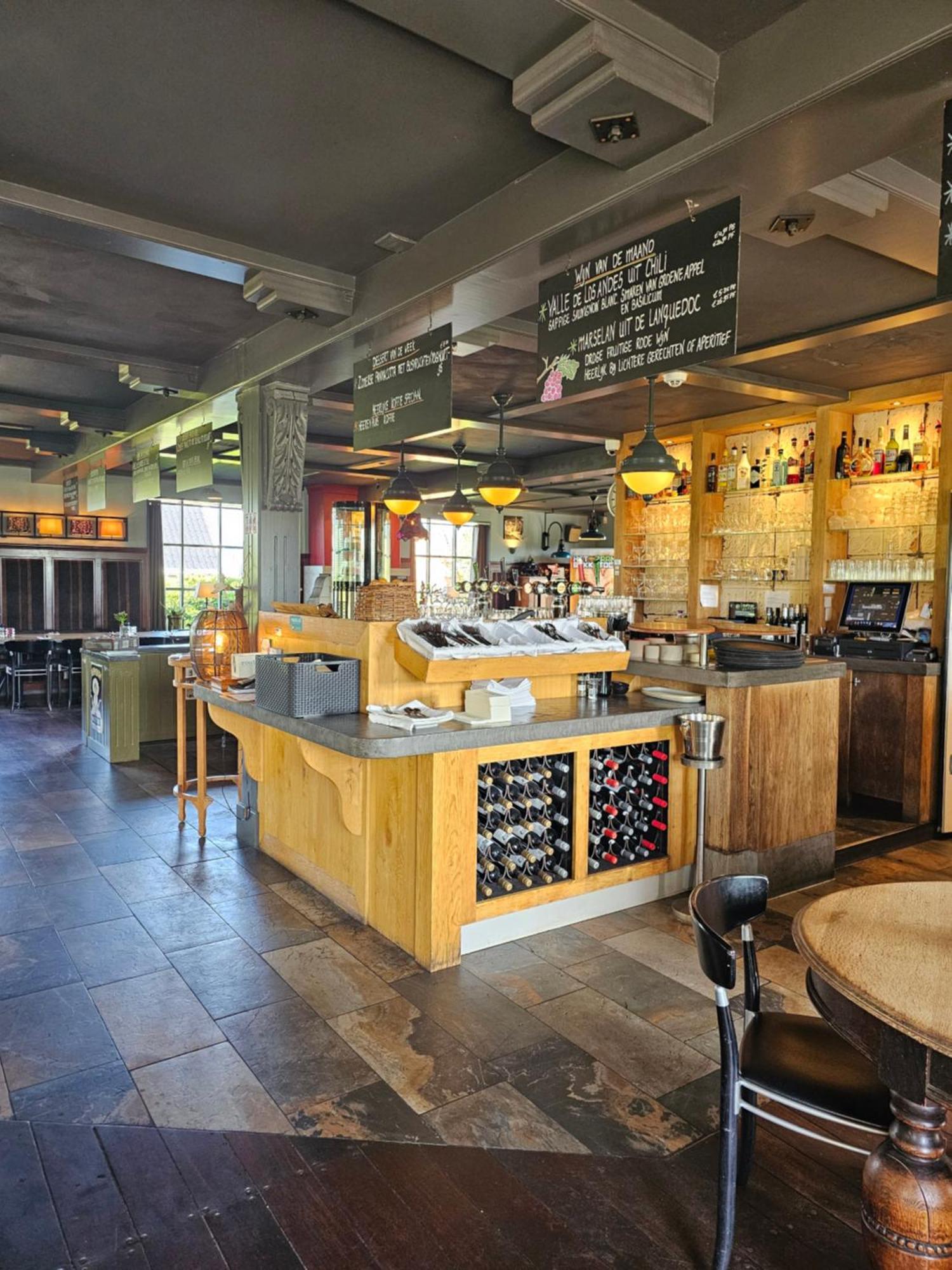 Cafe Brasserie Het Heerenhuis Het Kalf エクステリア 写真